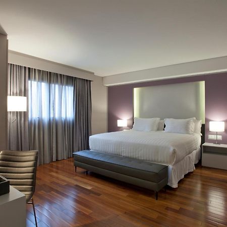 Nh Curitiba The Five Hotel Luaran gambar