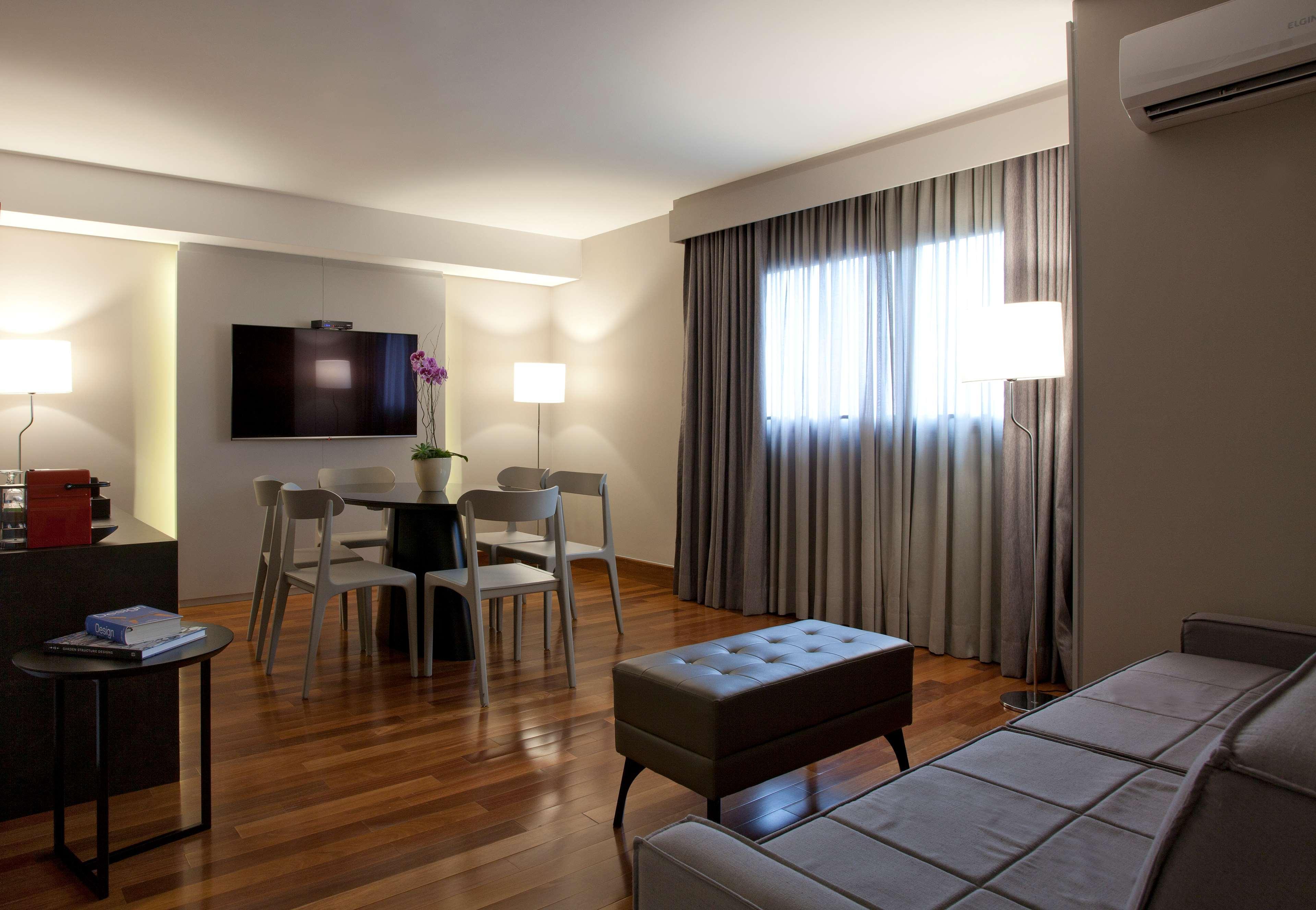 Nh Curitiba The Five Hotel Luaran gambar
