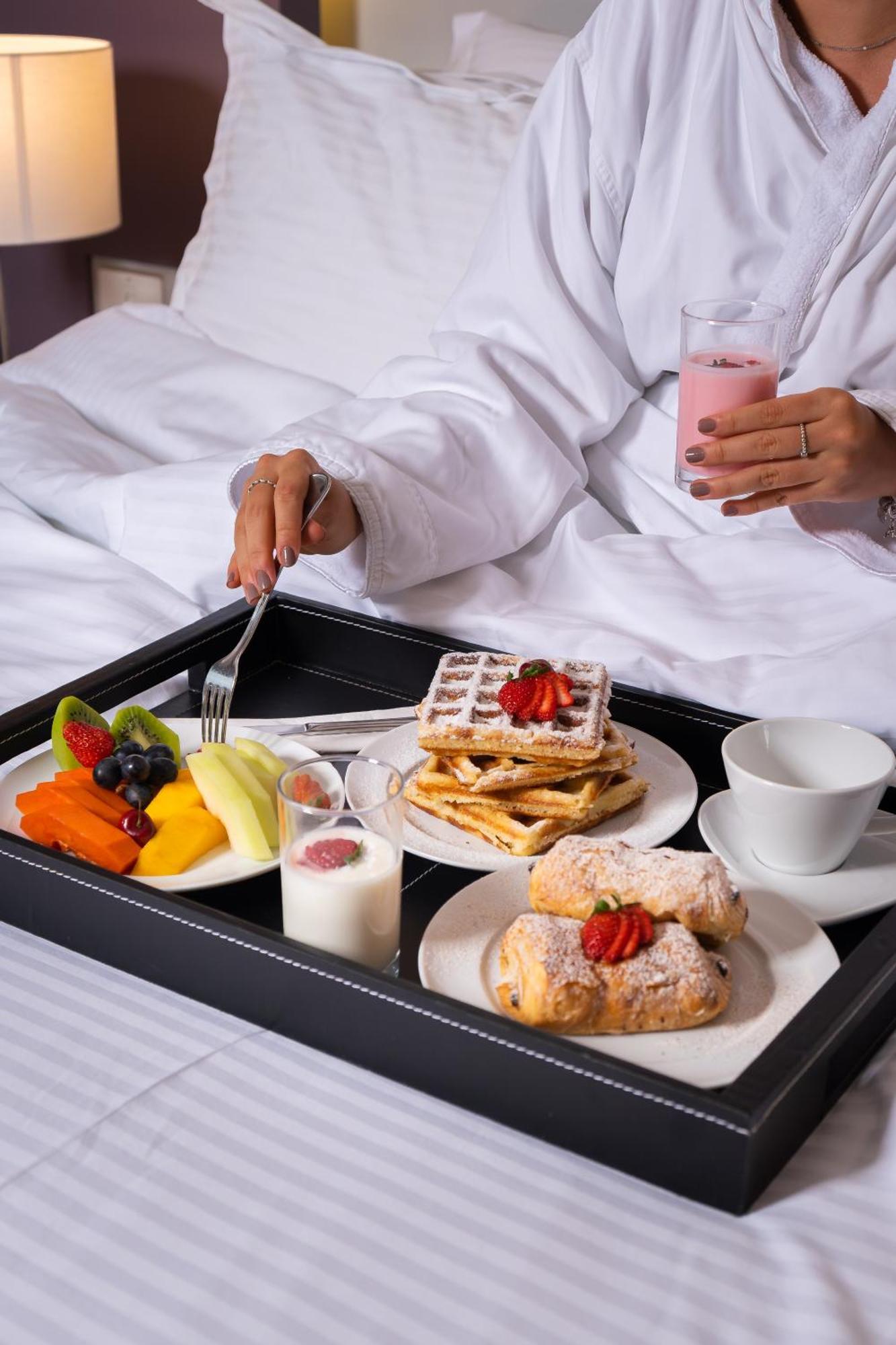 Nh Curitiba The Five Hotel Luaran gambar