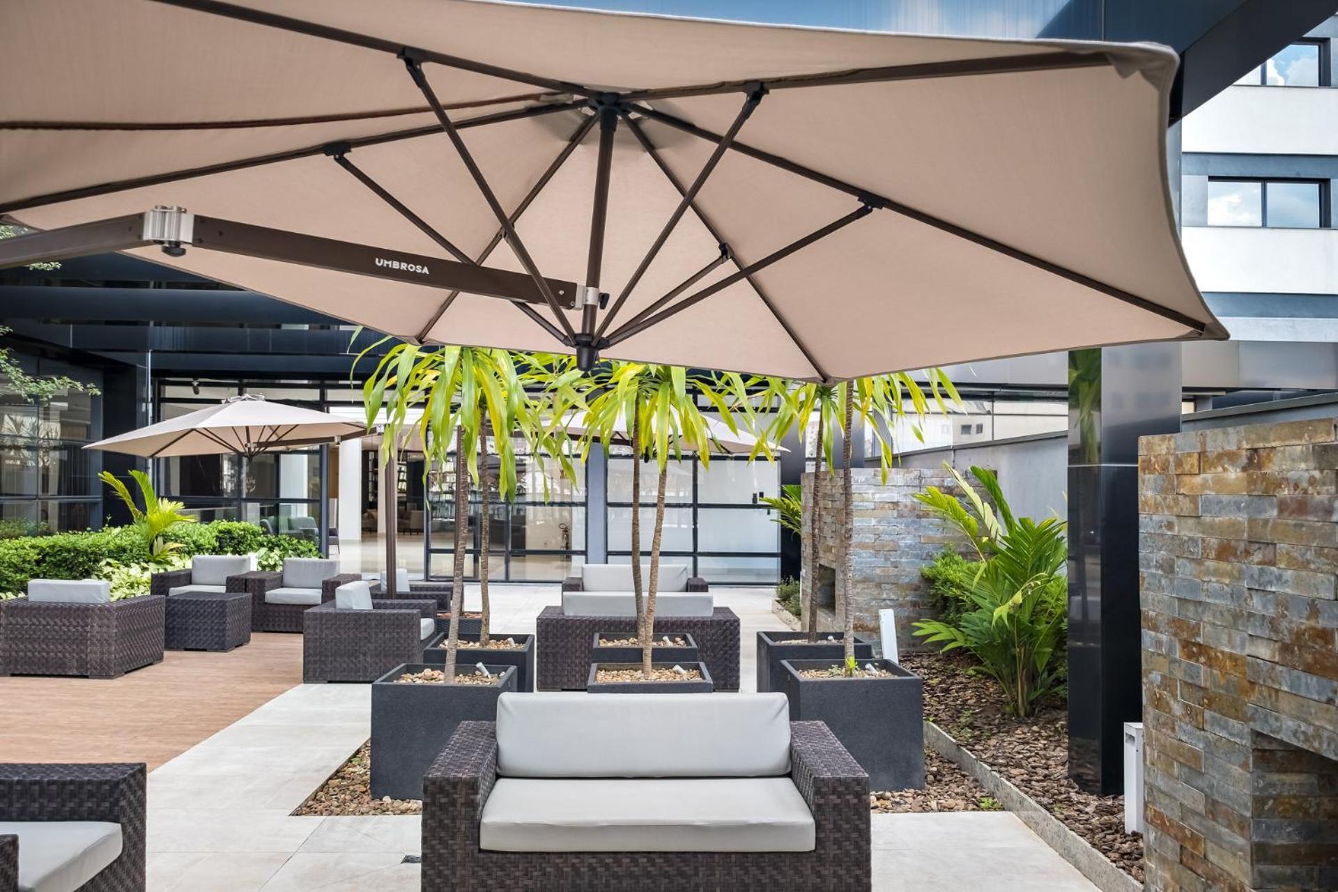 Nh Curitiba The Five Hotel Luaran gambar