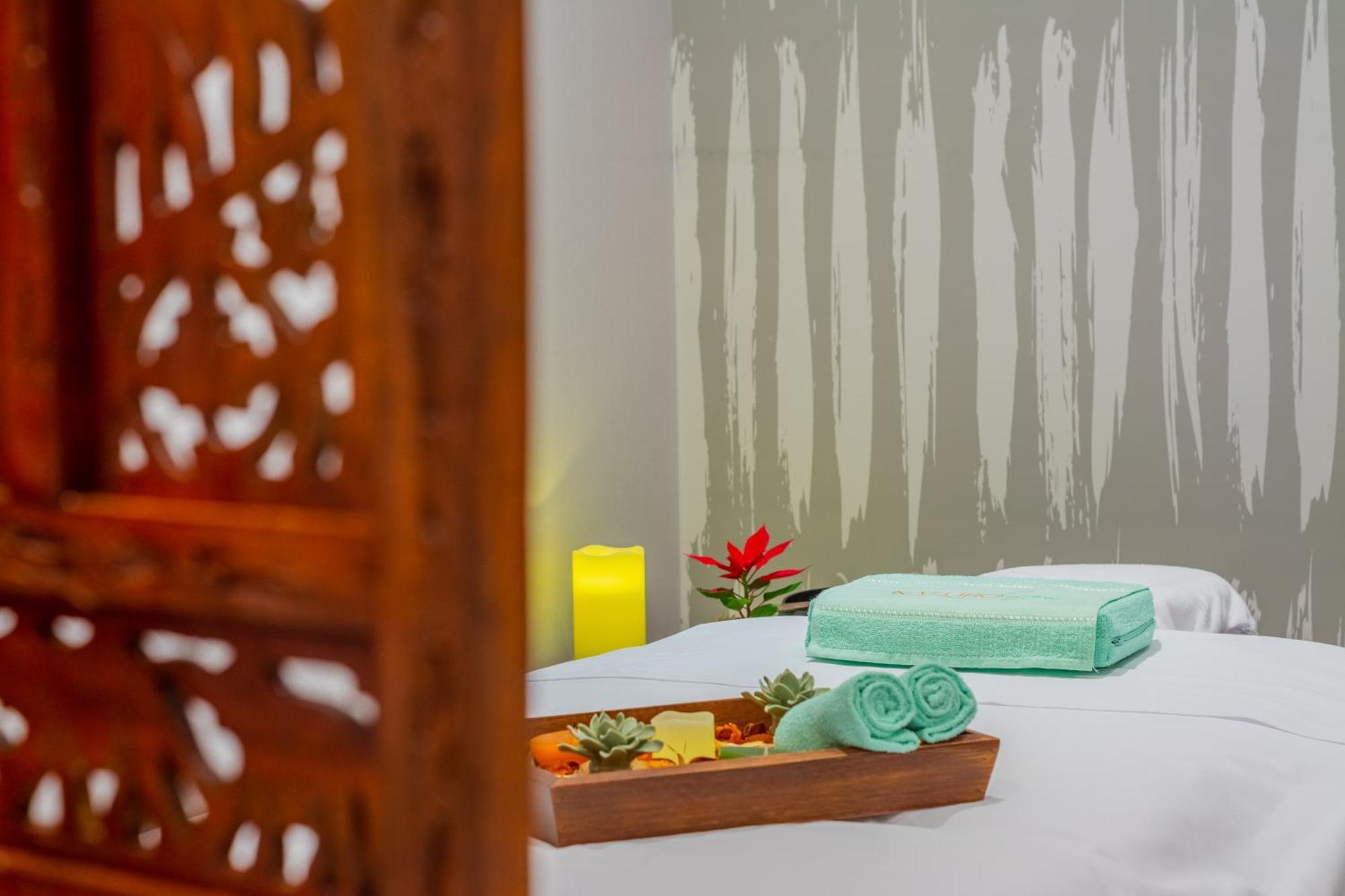 Nh Curitiba The Five Hotel Luaran gambar